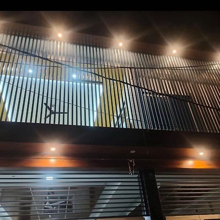 Hotel O Home Aditya Inn Suits Homestay Ayodhya エクステリア 写真